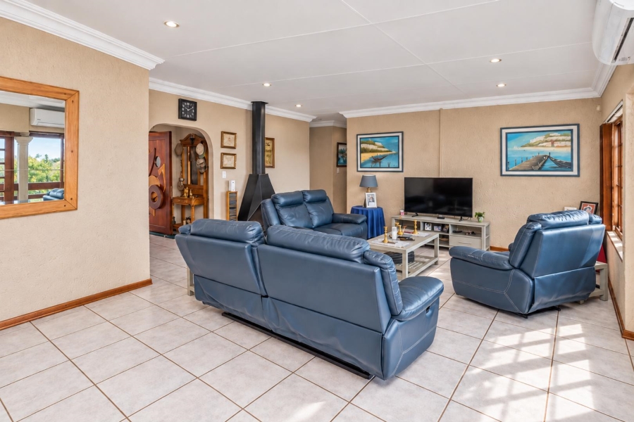 5 Bedroom Property for Sale in Schoemansville North West